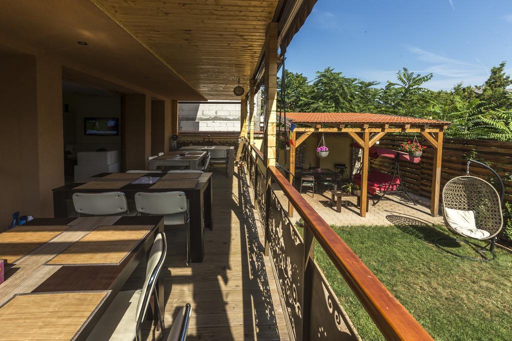 Отель Rosiem House Текиргьол Экстерьер фото