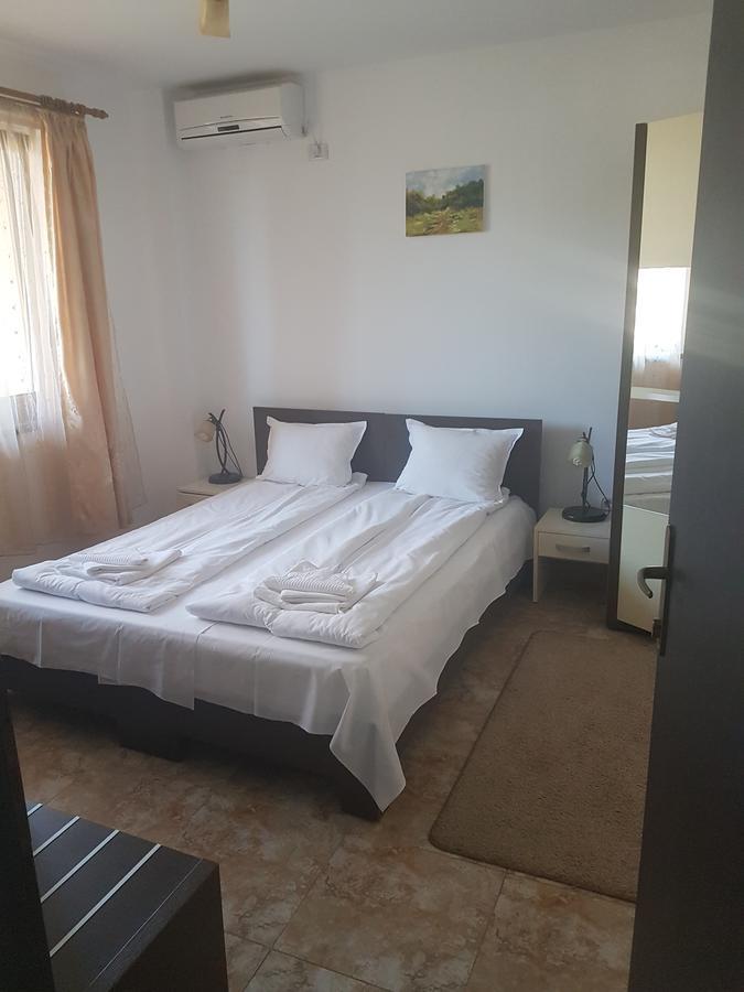 Отель Rosiem House Текиргьол Экстерьер фото